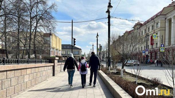 В Омске пропал 17-летний подросток с рыжими волосами