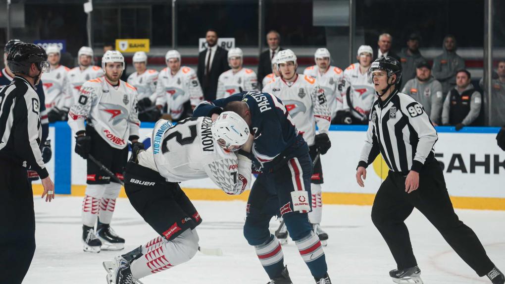 Тренер «Нефтехимика» рассказал, чья была инициатива устроить драку с игроком «Авангарда»