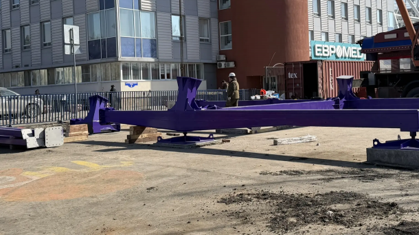 В омском парке «Вокруг света» готовят к запуску новый экстремальный аттракцион