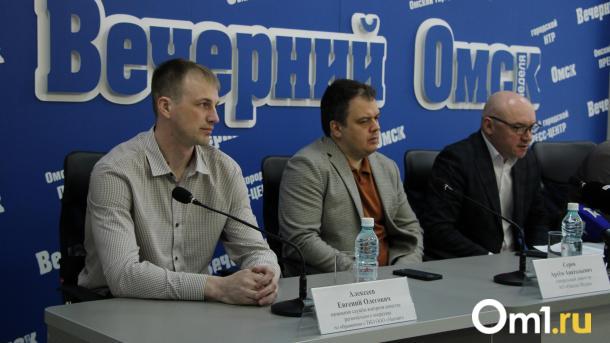 Омичам рассказали, кто вывезет мусор после весеннего субботника