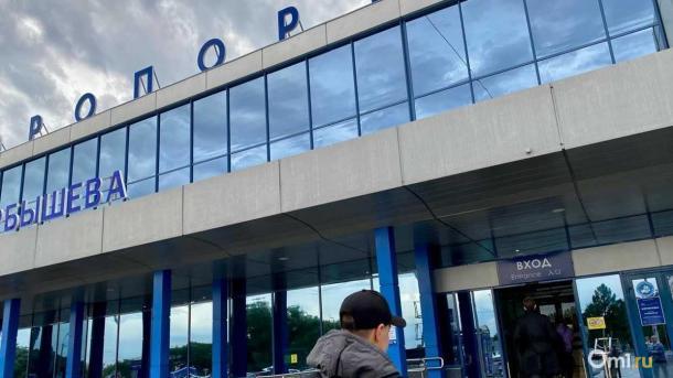 Из-за густого тумана в Омске задержали несколько авиарейсов