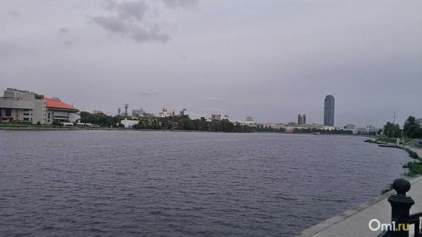 Мегаполис по соседству с Омском откажется от наличных в транспорте