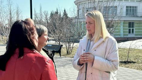 Оксана Фадина оценила ход капремонта школы в Называевске