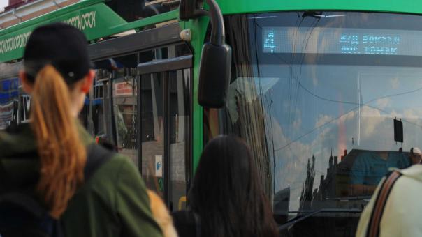 Мэрия Новосибирска запустит два дачных автобусных маршрута с 18 апреля 2026 года