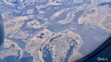 Оставили без еды и гостиницы: новосибирскую авиакомпанию оштрафовали за нарушение прав пассажиров