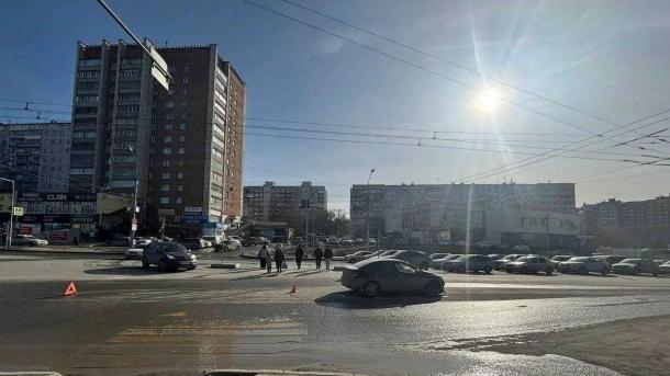 Первое в сезоне: на Кошурникова в Новосибирске сбили 11-летнего мальчика на электросамокате