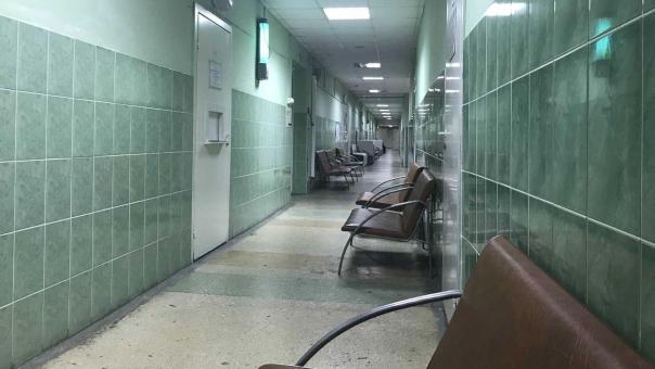 Новосибирцам рассказали, куда обращаться при укусе клеща
