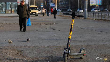 Часть города, для которой нет места. Стоит ли запретить электросамокаты в Омске?