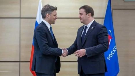 Губернатор Хоценко и глава Роскосмоса Баканов обсудили развитие омской площадки Центра Хруничева