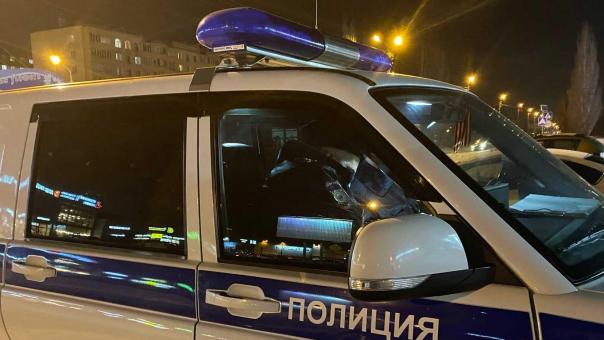 Водитель HUMMER сбил незрячую женщину во дворе Новосибирска
