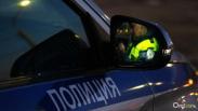 Новосибирец устроил экстремальную поездку на капоте по улице Кирова
