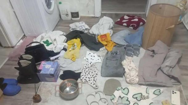 Омичка, работавшая на маркетплейсе, несколько месяцев воровала товары