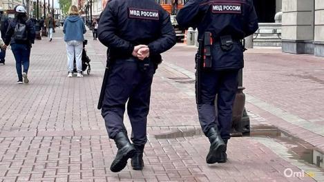 В полиции ответили на сообщения о проверке телефонов омичей на запрещённые приложения