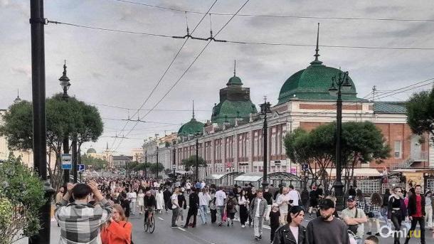 Любинский проспект в Омске начнут перекрывать с 24 апреля