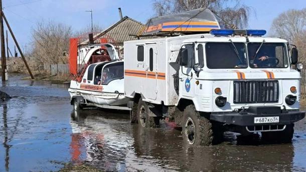 Ледовые заторы устранены: спасатели стабилизировали паводок под Новосибирском