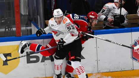 Перед трансляцией матча «Авангарда» в центре Омска по городу проедет музыкальный эвакуатор