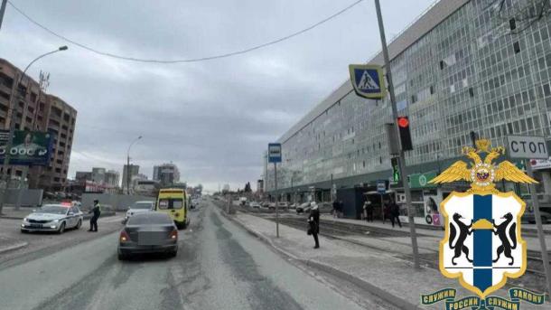 83-летняя женщина погибла на переходе в Новосибирске