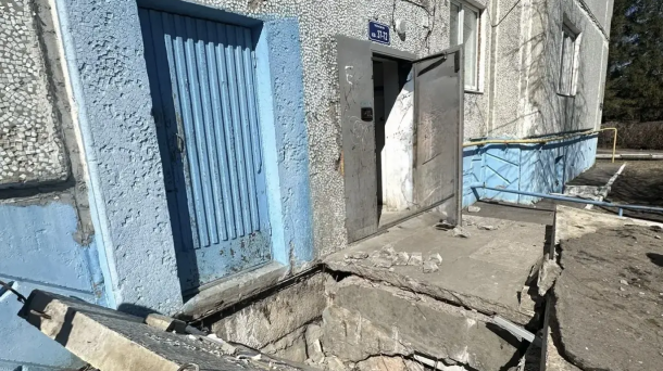 В Ростовке после обрушения козырька многоквартирного дома началась проверка