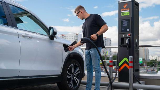 «Газпром нефть» в 2025 году расширила сеть АЗС в регионах России