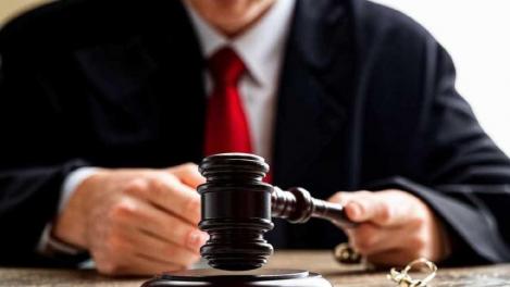 Бухгалтера под Новосибирском будут судить за хищение 2,5 миллиона рублей из бюджета больницы