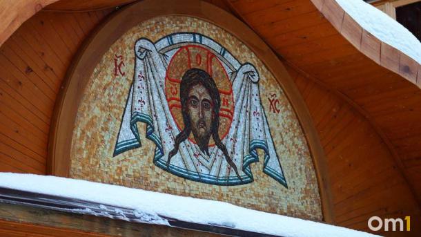 Куличи на могилу — грех? Священник раскрыл главную ошибку Радоницы