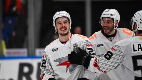 Омский «Авангард» впервые с 2023 года вышел в полуфинал Кубка Гагарина