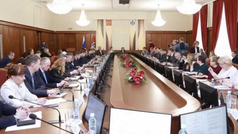 Комитет Законодательного Собрания Новосибирской области рассмотрел поправки в бюджет на 2026-2028 годы