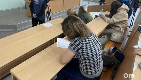 Стало известно, кто прочтёт Тотальный диктант в Омске
