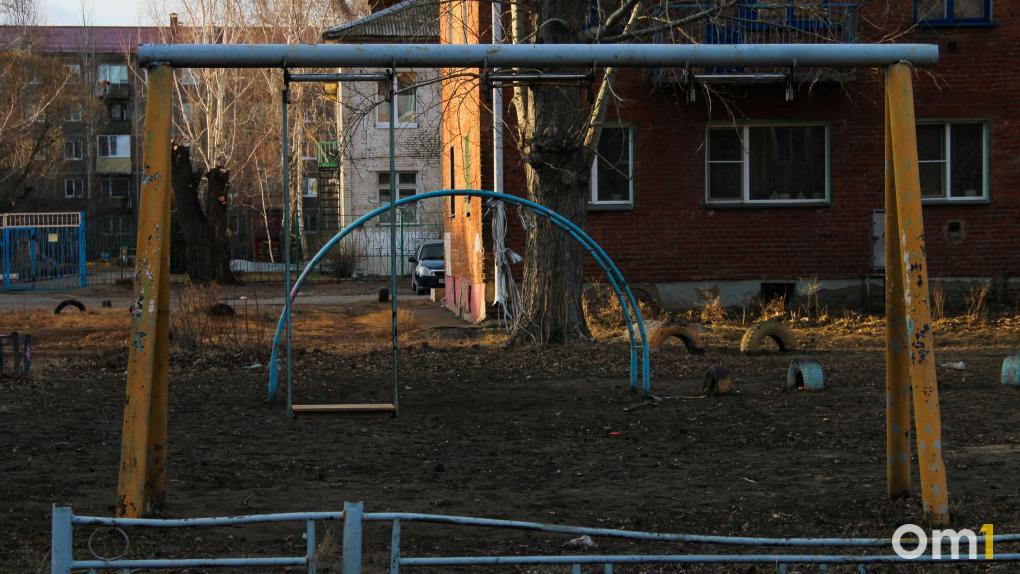 В Омской области за год на детский телефон доверия поступило 8,6 тысячи звонков