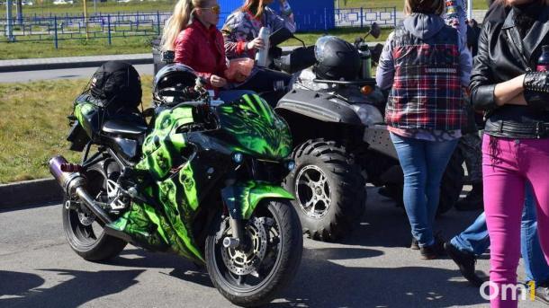 В Омской области готовят ограничения для подростков за рулём мопедов