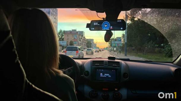 В Омске задержали водителя иномарки, у которого нет прав и страховки