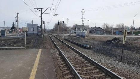 Женщина пострадала от грузового поезда под Новосибирском: началась проверка прокуратуры