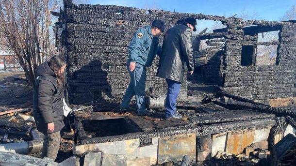 Двое погибших, включая ребёнка: прокуратура начала проверку после пожара в селе Кошево