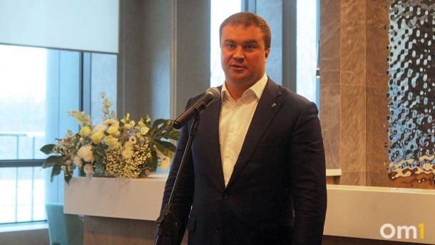 Виталий Хоценко поздравил омичей с праздником самоуправления