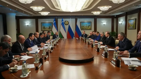 Виталий Хоценко обсудил сотрудничество Омской области с Узбекистаном