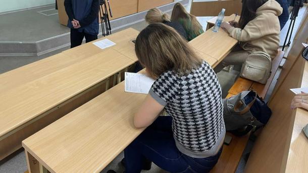 «Осив», «Даннибал» и «Марийи»: как новосибирцы искажали имена на Тотальном диктанте