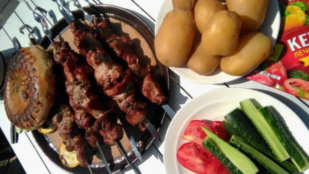 Свинина в топе — эксперты назвали главные вкусовые предпочтения новосибирцев на шашлыках