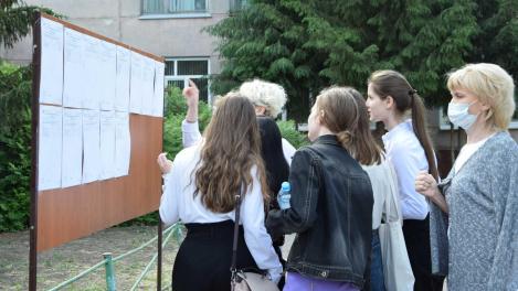 Новосибирские родители рассказали, во сколько им обходится подготовка к ЕГЭ в 2026 году