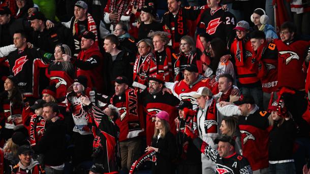 Хоккеиста «Авангарда» удалили до конца матча в игре с «Локомотивом»