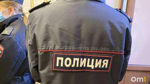 Мигранта-разбойника депортировали из Новосибирска после освобождения из колонии строгого режима