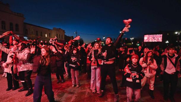 Матч «Авангард» — «Локомотив» покажут на больших экранах в Омске