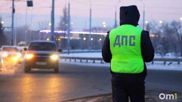 Жительница Новосибирска поблагодарила полицейских за спасение мужа: экипаж ДПС домчал до больницы