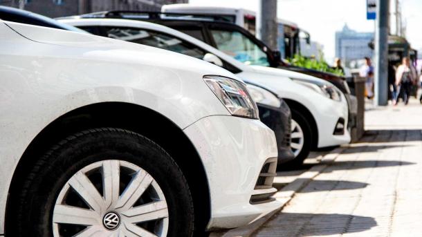 С 1 мая водителей Новосибирска ждёт три неприятных сюрприза — готовьте кошельки