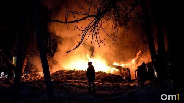 Две женщины погибли на ночных пожарах в Новосибирске и Маслянинском округе