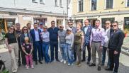 На «Пешеходном Любинском» заметили легенду омского хоккея