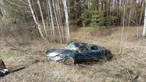 Омич погиб в расплющенной машине