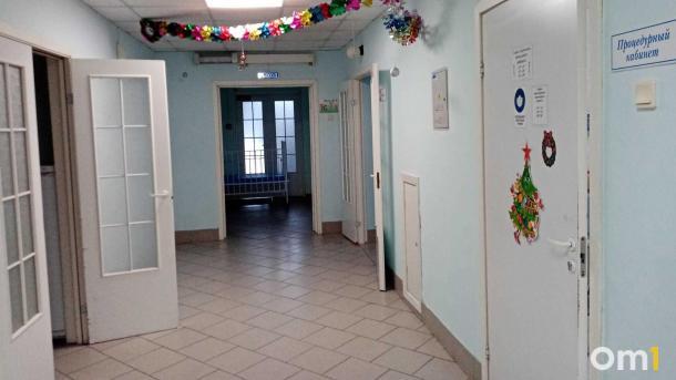 Омские врачи массово уходят в частные клиники
