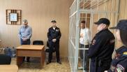 Суд заключил под стражу омичей, которые напали на зоозащитницу
