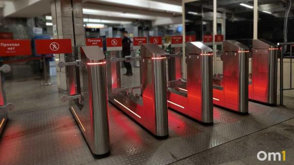 Оплата проезда «улыбкой» набирает популярность в метро Новосибирска