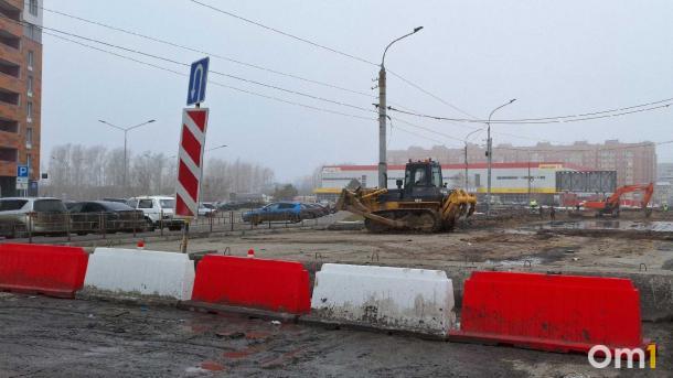 В Омске на полчаса закроют участок Иртышской набережной. Почему?